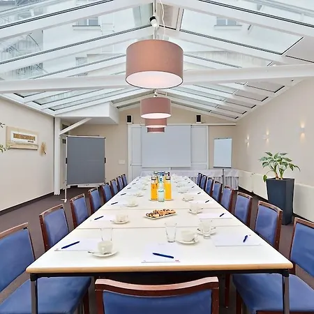 Hotel Restaurant Zur Post 4*